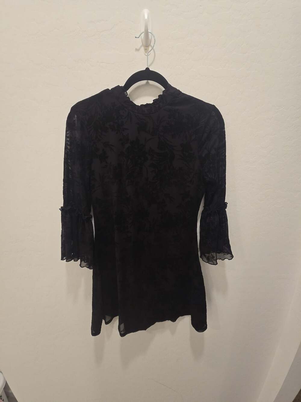 Parisian Petite Dress US 6 Black Burnout Floral Velvet Bell Sleeve
